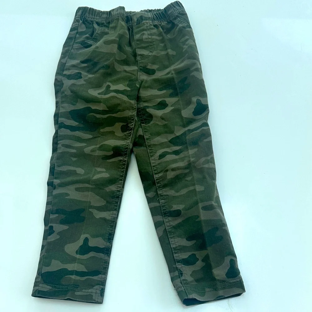Carter’s Toddler Girls camo pants